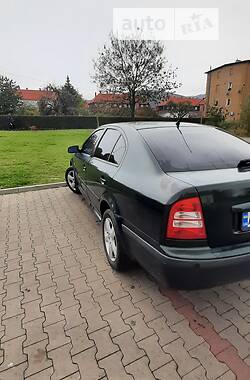 Ліфтбек Skoda Octavia 2003 в Іллінцях