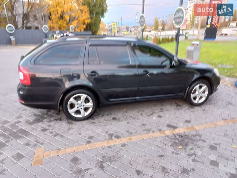 Універсал Skoda Octavia 2011 в Харкові