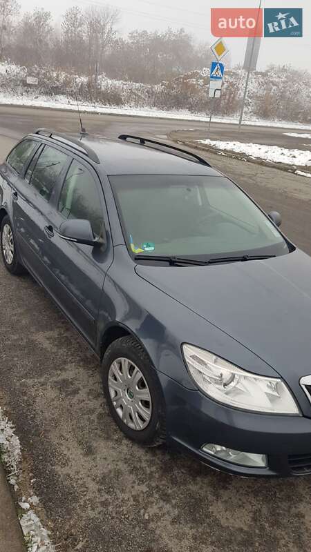 Универсал Skoda Octavia 2010 в Львове