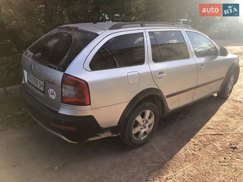 Універсал Skoda Octavia 2011 в Житомирі