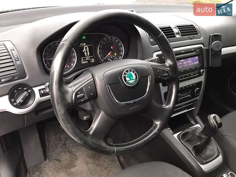 Універсал Skoda Octavia 2010 в Хусті