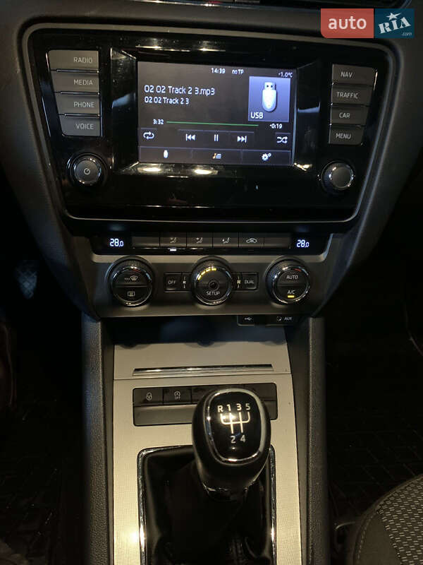 Универсал Skoda Octavia 2014 в Ровно фото 10 Универсал Skoda Octavia 2014 в Ровно