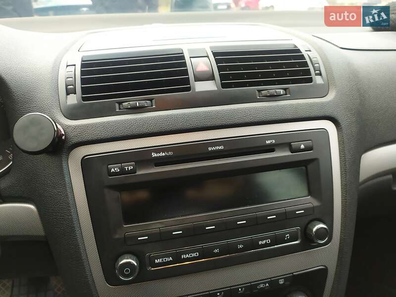 Ліфтбек Skoda Octavia 2011 в Миколаєві