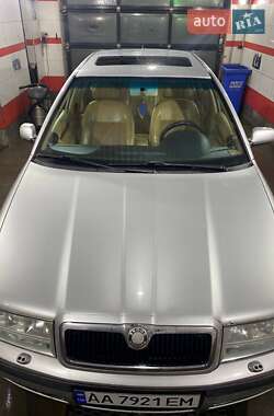 Лифтбек Skoda Octavia 2000 в 