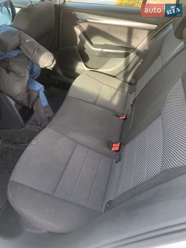 Универсал Skoda Octavia 2016 в Переяславе фото 11 Универсал Skoda Octavia 2016 в Переяславе