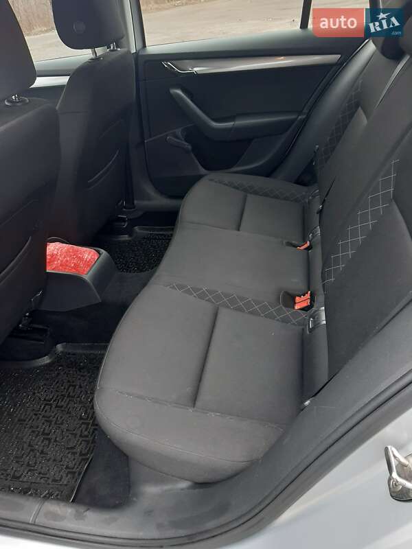 Універсал Skoda Octavia 2017 в Дніпрі