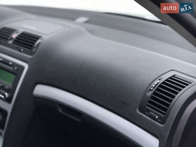 Универсал Skoda Octavia 2008 в Лубнах