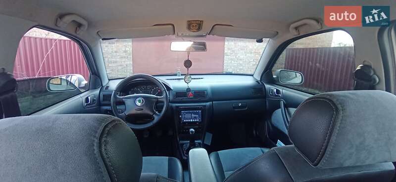 Ліфтбек Skoda Octavia 2003 в Білій Церкві