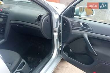 Лифтбек Skoda Octavia 2008 в 