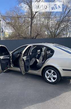 Лифтбек Skoda Octavia 2005 в 