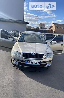 Лифтбек Skoda Octavia 2005 в 