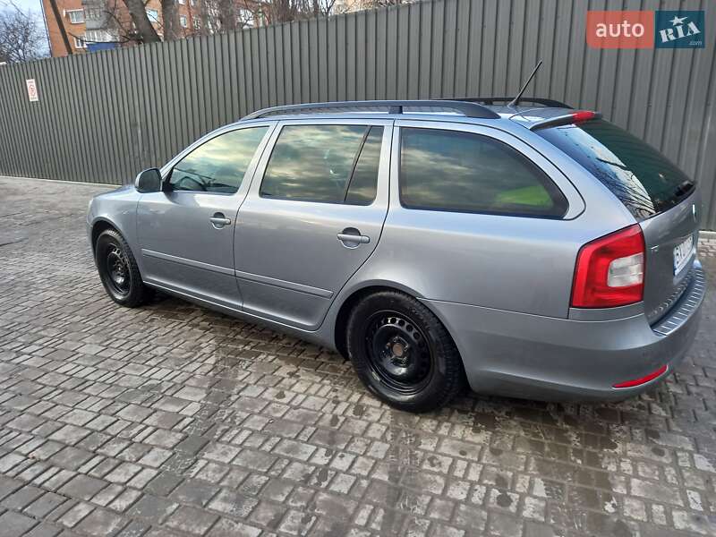 Універсал Skoda Octavia 2012 в Кам'янець-Подільському