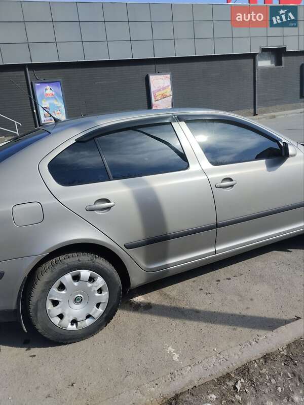 Ліфтбек Skoda Octavia 2007 в Дніпрі