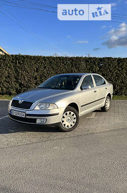 Лифтбек Skoda Octavia 2008 в Львове