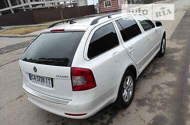 Универсал Skoda Octavia 2012 в Умани