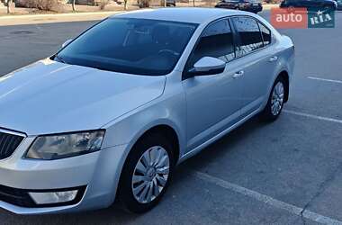 Лифтбек Skoda Octavia 2013 в Черкассах