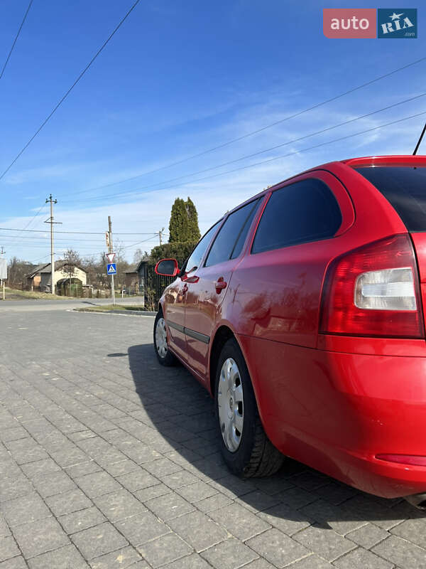 Універсал Skoda Octavia 2013 в Долині