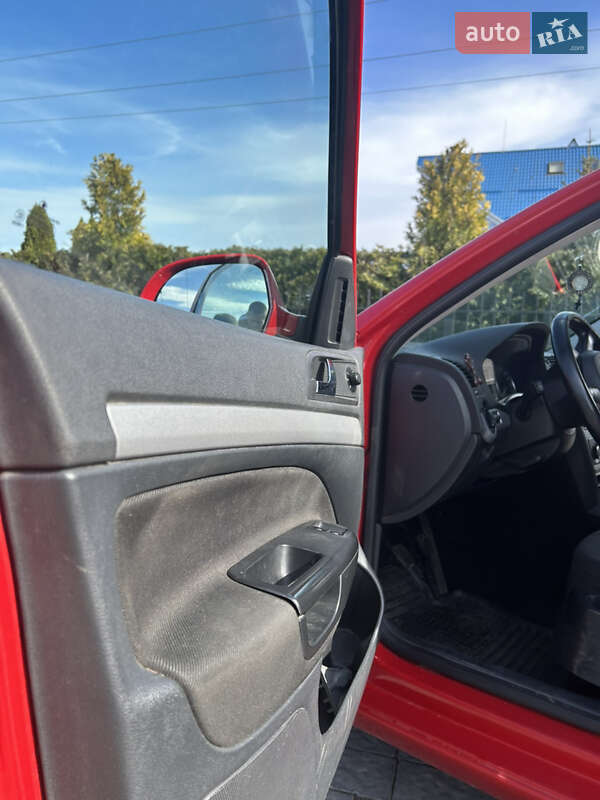 Універсал Skoda Octavia 2013 в Долині