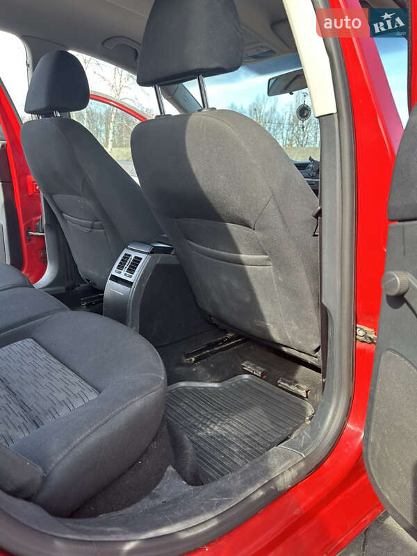 Універсал Skoda Octavia 2013 в Долині