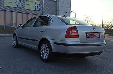 Лифтбек Skoda Octavia 2004 в Запорожье