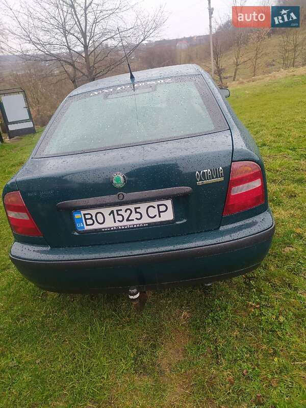 Лифтбек Skoda Octavia 1999 в Бучаче
