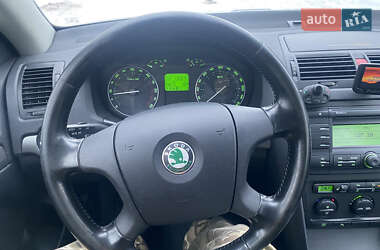Универсал Skoda Octavia 2007 в Звягеле