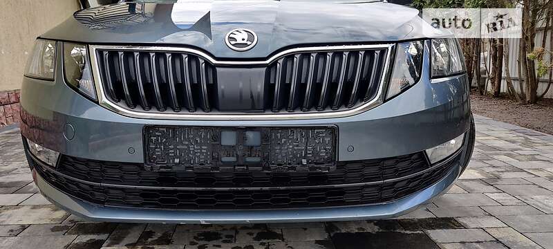 Універсал Skoda Octavia 2017 в Новояворівську