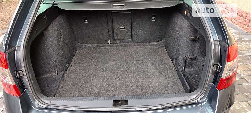 Універсал Skoda Octavia 2017 в Новояворівську