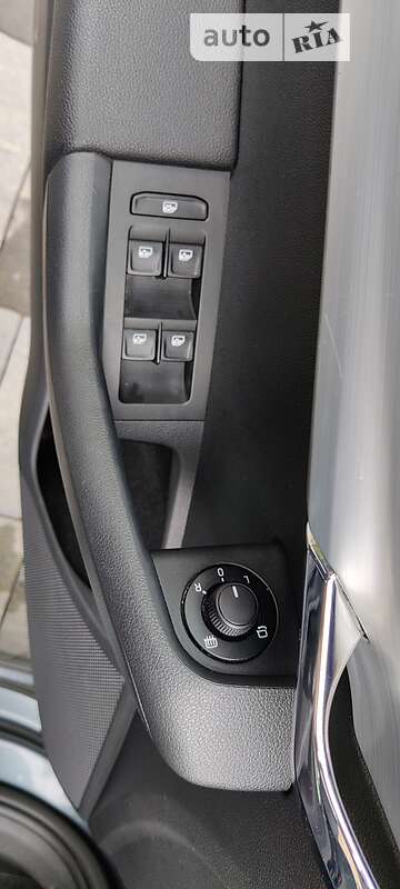 Універсал Skoda Octavia 2017 в Новояворівську