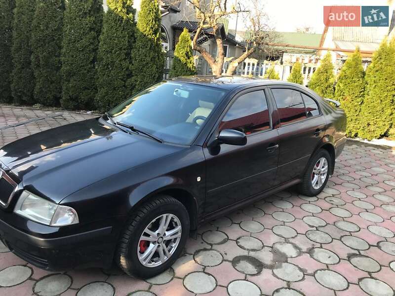 Лифтбек Skoda Octavia 2007 в Самборе