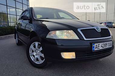 Лифтбек Skoda Octavia 2006 в Днепре