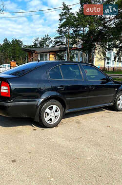 Лифтбек Skoda Octavia 2004 в Киеве