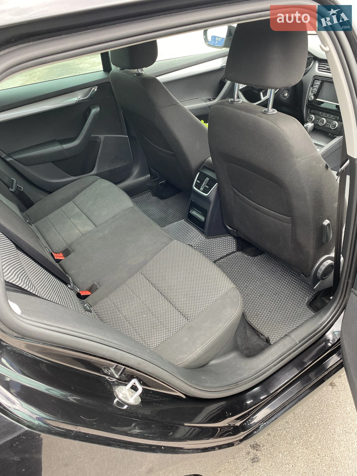 2016 Skoda Octavia - мініатюра 6