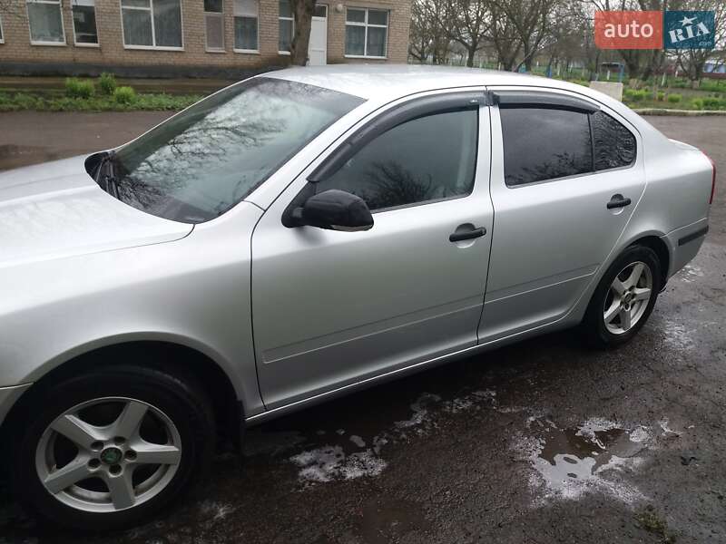 Ліфтбек Skoda Octavia 2008 в Запоріжжі