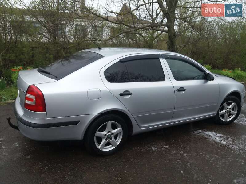 Ліфтбек Skoda Octavia 2008 в Запоріжжі
