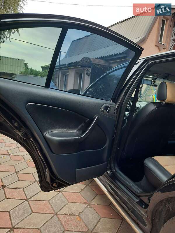 Ліфтбек Skoda Octavia 2003 в Кременчуці