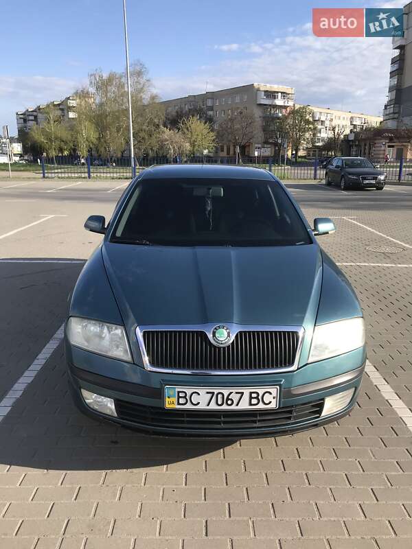 Лифтбек Skoda Octavia 2005 в Сокале