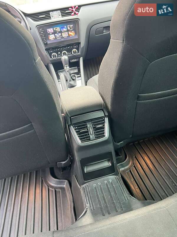 Універсал Skoda Octavia 2017 в Радехові