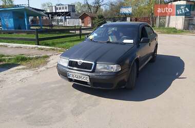 Лифтбек Skoda Octavia 2003 в Чернигове