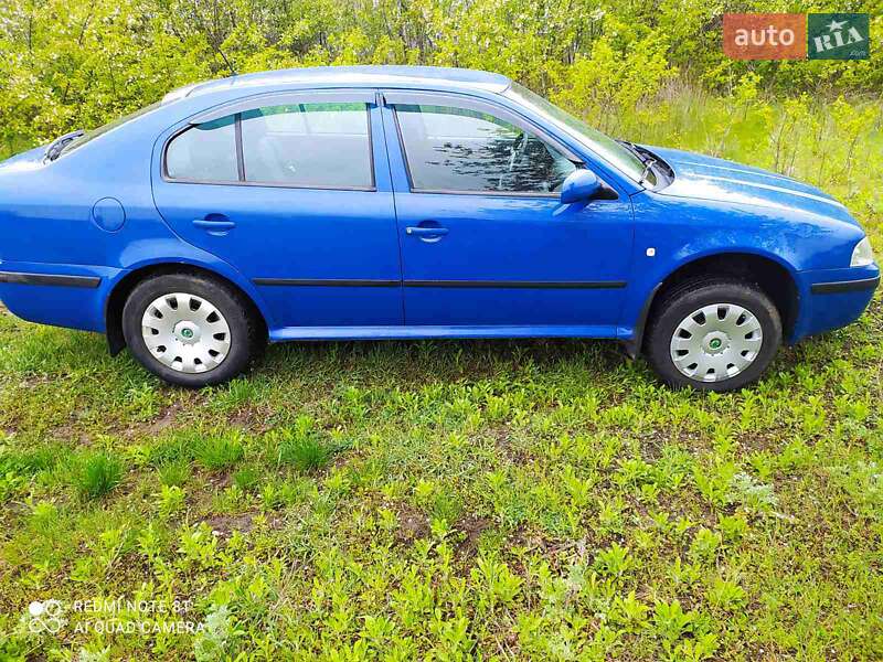 Лифтбек Skoda Octavia 2006 в Ямполе
