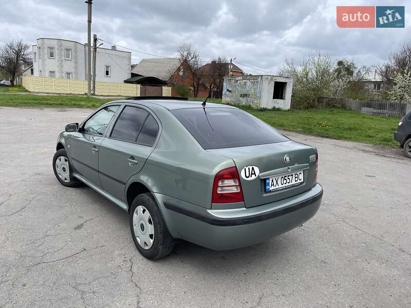 Лифтбек Skoda Octavia 2002 в Харькове