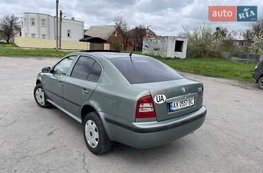 Лифтбек Skoda Octavia 2002 в 