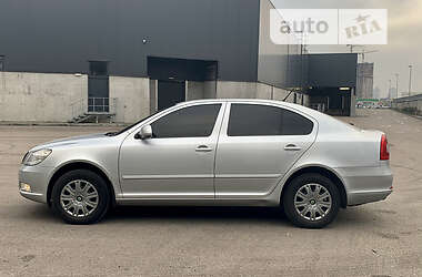 Лифтбек Skoda Octavia 2012 в Киеве