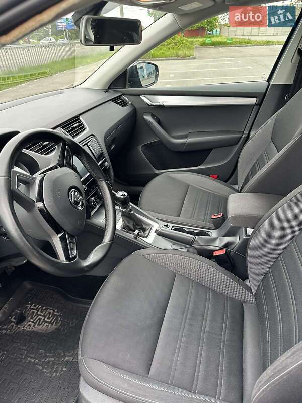 Лифтбек Skoda Octavia 2017 в Днепре фото 6 Лифтбек Skoda Octavia 2017 в Днепре