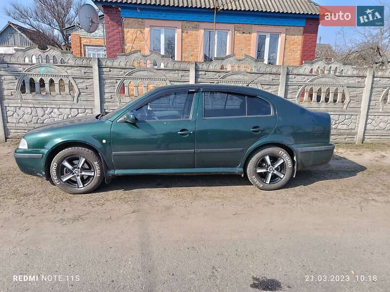 Лифтбек Skoda Octavia 2000 в Чернигове фото 2 Лифтбек Skoda Octavia 2000 в Чернигове