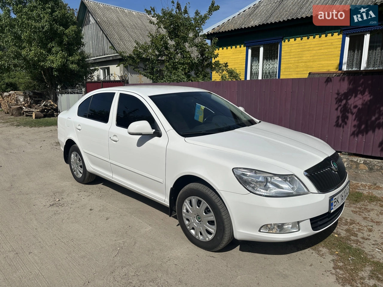 2010 Skoda Octavia - мініатюра 16