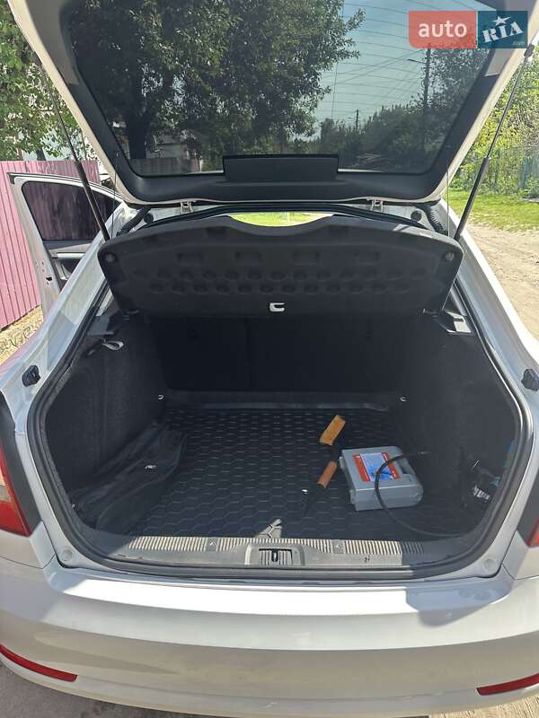 Лифтбек Skoda Octavia 2011 в Олевске