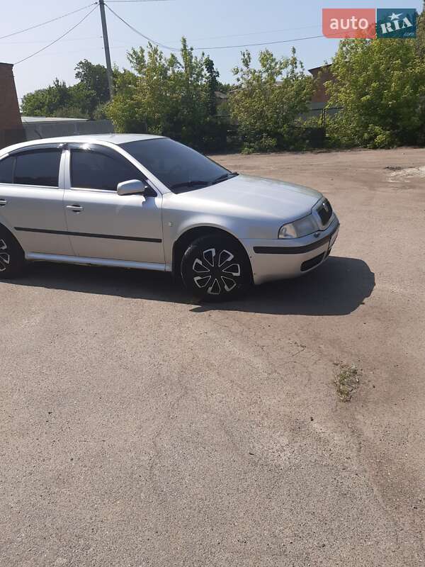 Лифтбек Skoda Octavia 2001 в Малине