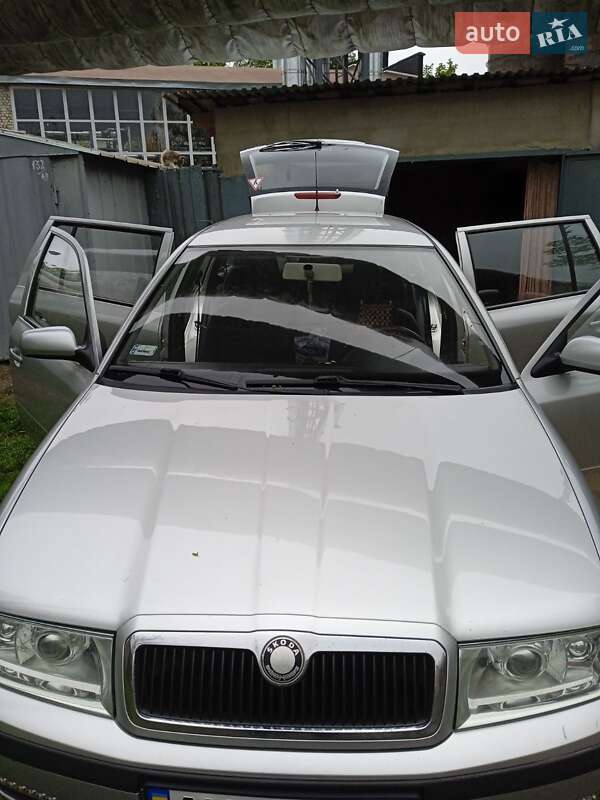 Універсал Skoda Octavia 2004 в Харкові