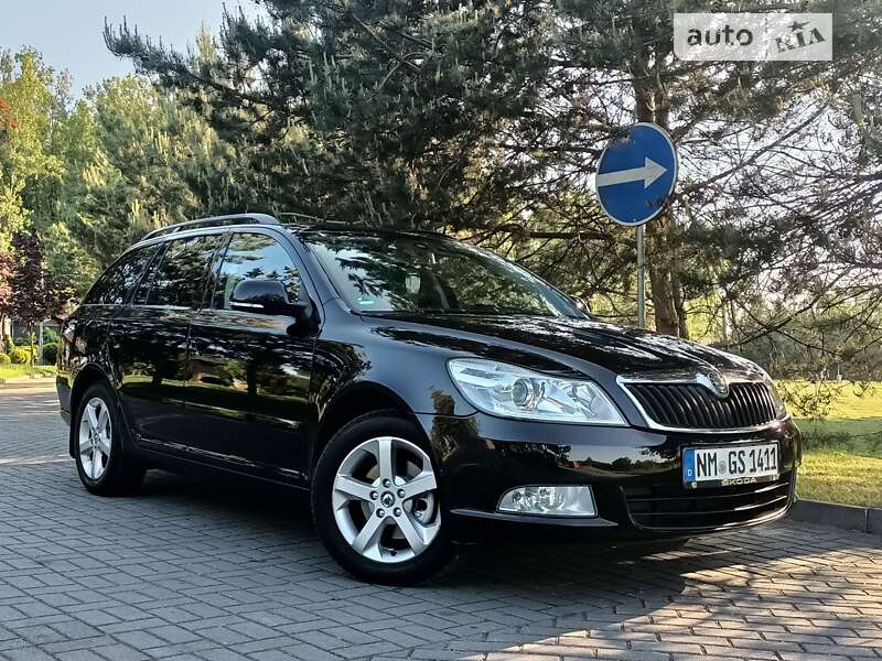 Універсал Skoda Octavia 2013 в Дрогобичі
